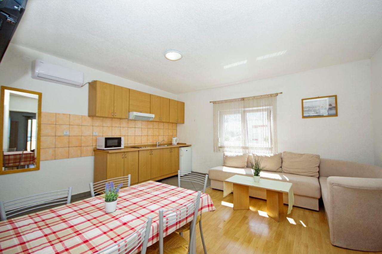 Apartments Solis Makarska Extérieur photo