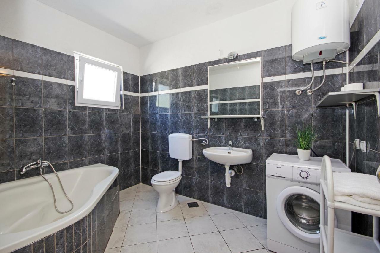 Apartments Solis Makarska Extérieur photo